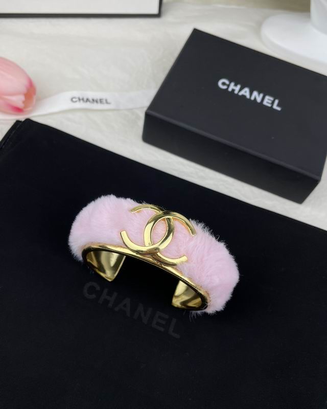 Chanel bracelet 1lyx3 (7)